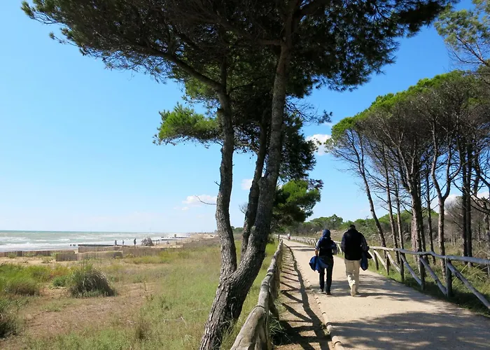 Iris Suite-3 By Interhome